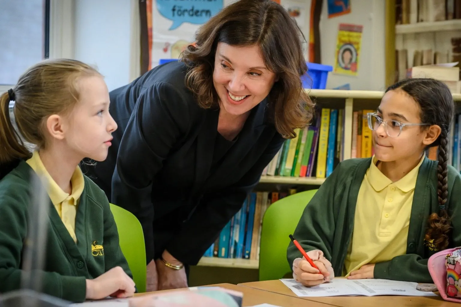 KI an Schulen: Erste Impulse aus dem Jugendbeirat des britischen Bildungsministeriums